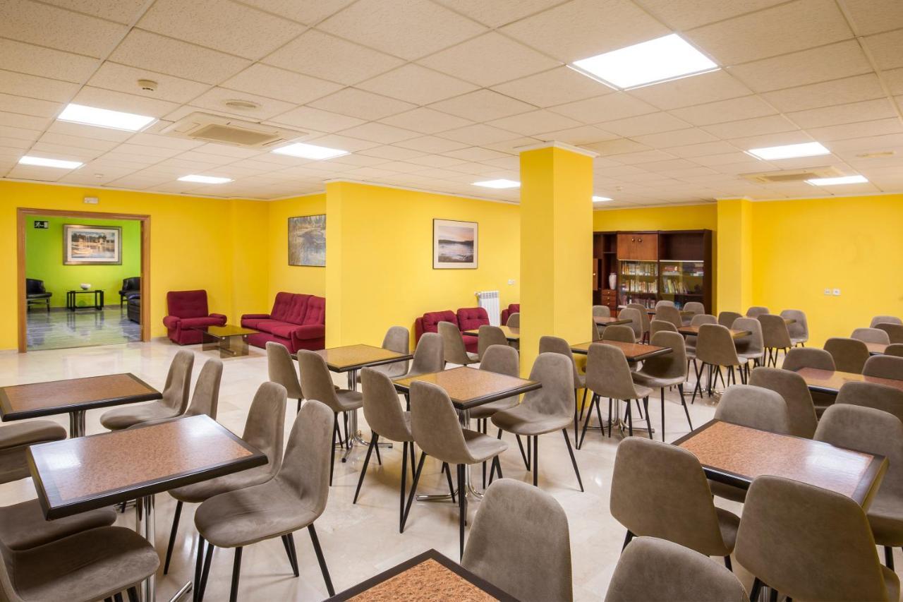Hotel Caballo De Oro Бенидорм Екстериор снимка
