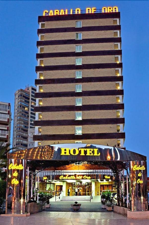 Hotel Caballo De Oro Бенидорм Екстериор снимка